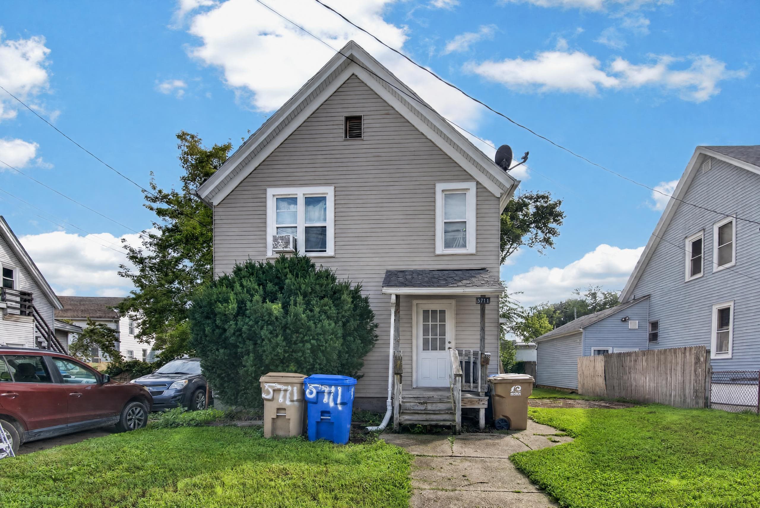 5711 18th Ave, Kenosha
