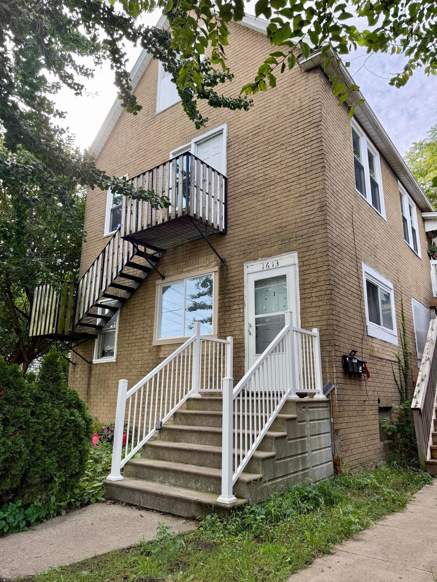 1613 53rd St, Kenosha