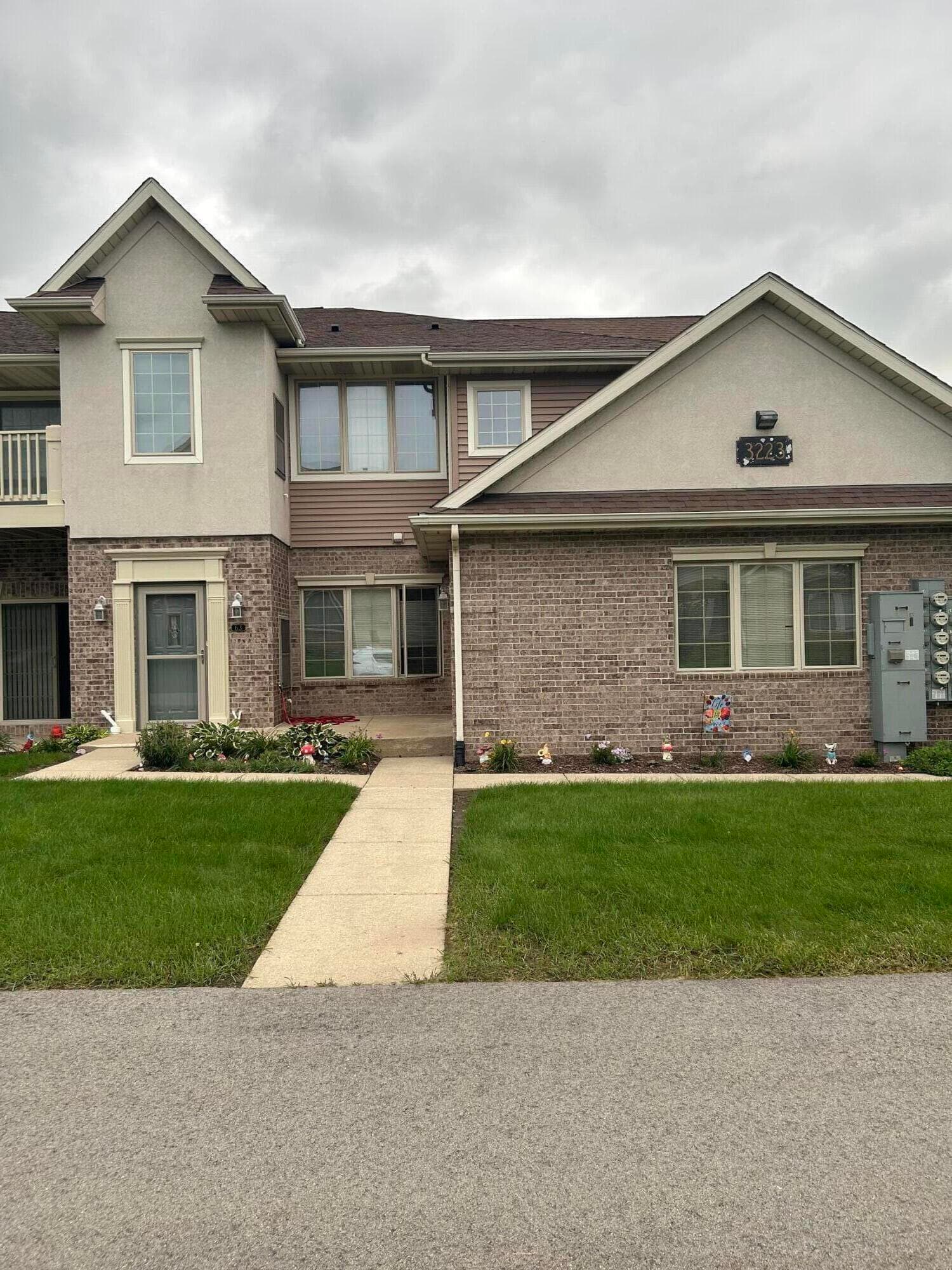 3223 55th Ct, Kenosha