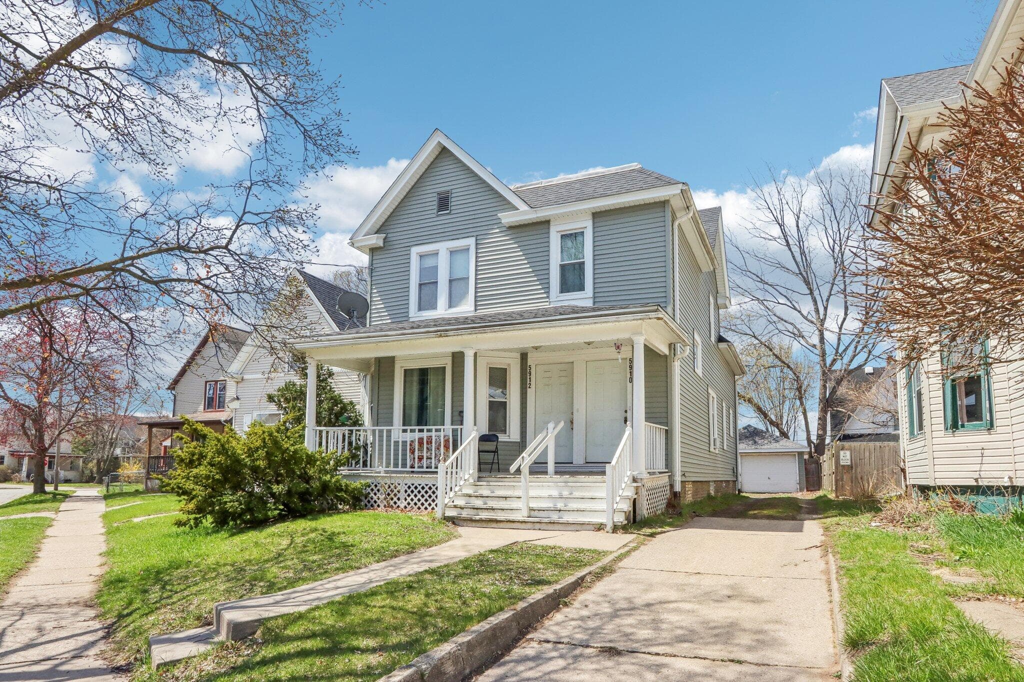 5910 19th Ave, Kenosha
