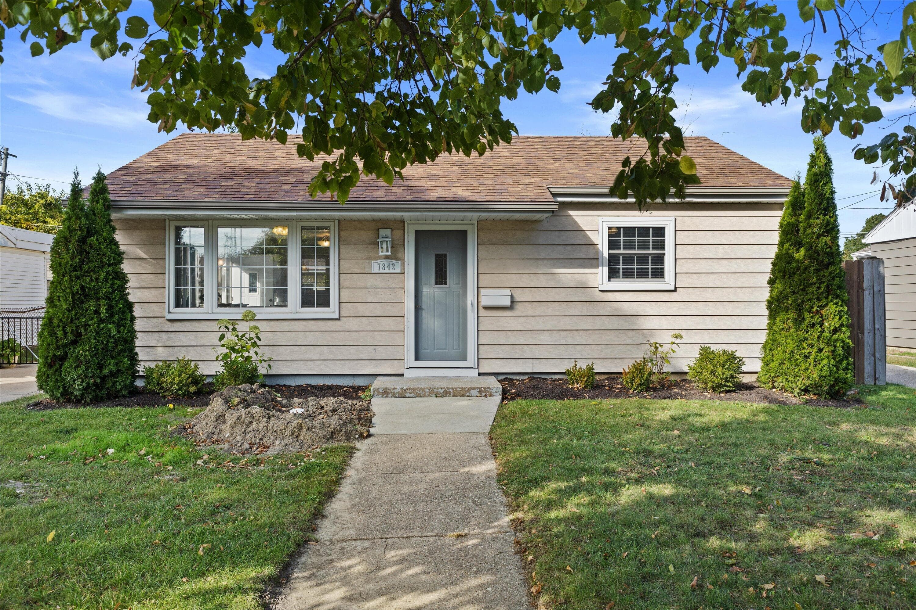 7842 31st Ave, Kenosha