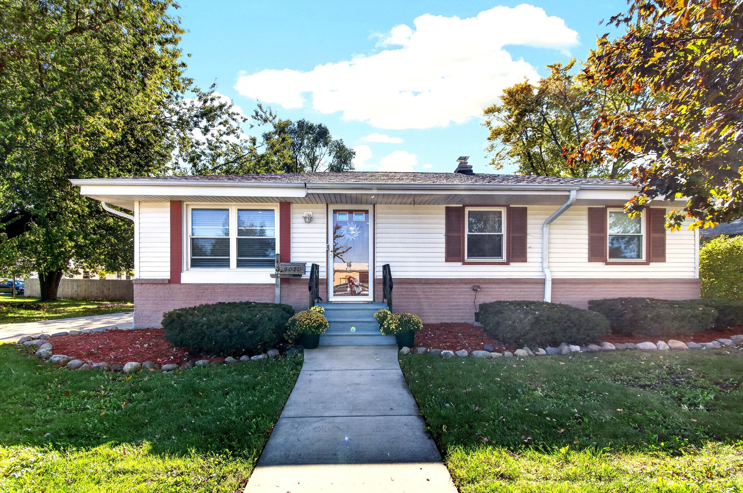 4919 55th St, Kenosha