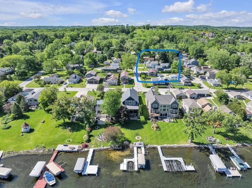 W269N2762 Lelah Ave, Pewaukee