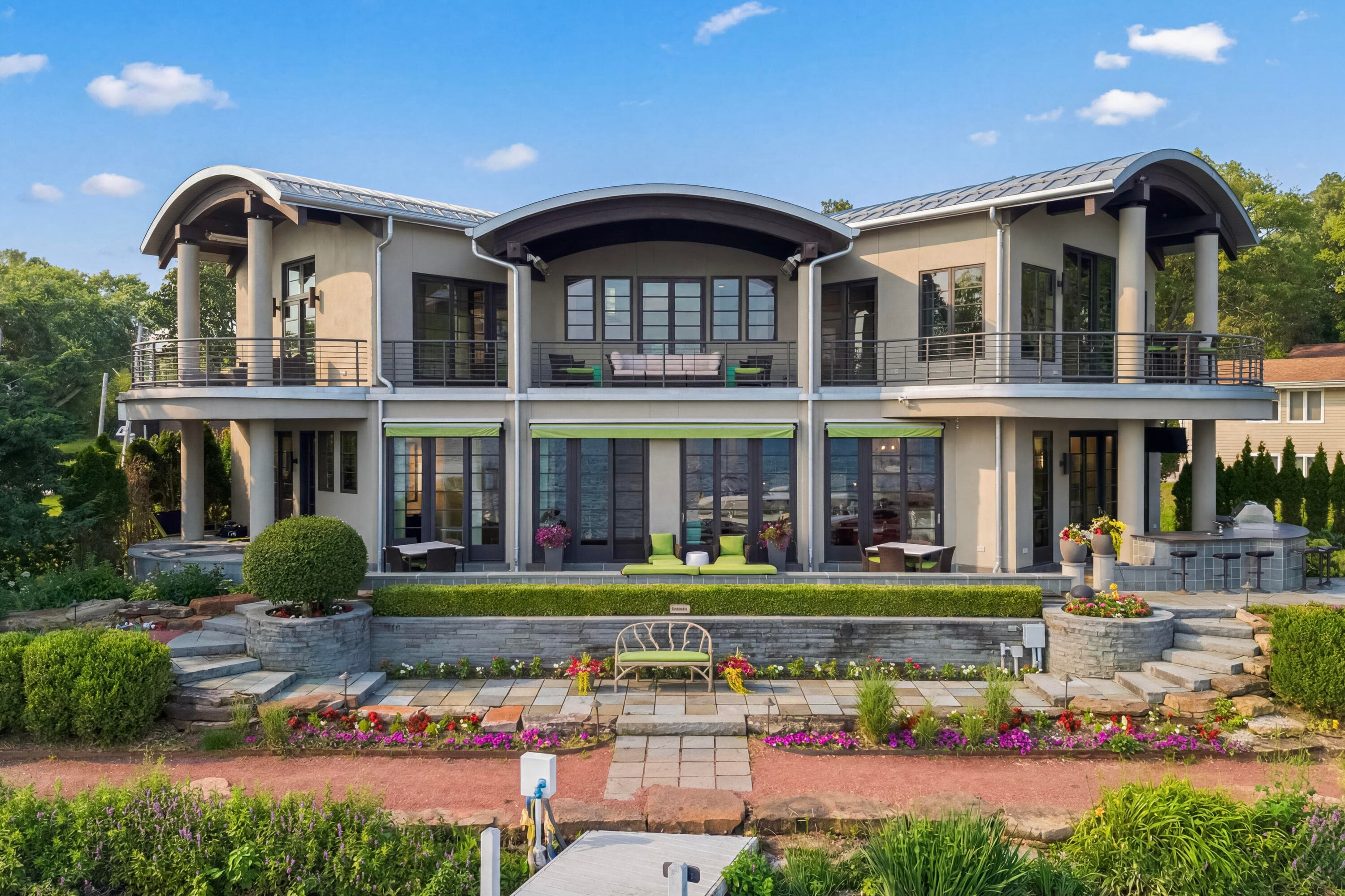 501 E Geneva St, Williams Bay